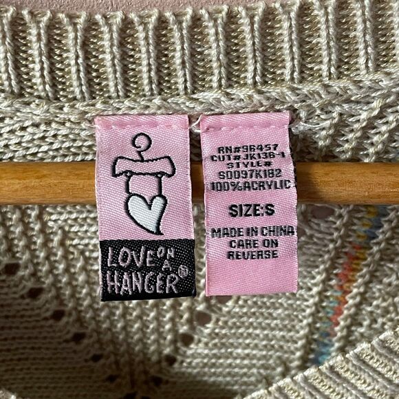 Love on a Hanger Tan Rainbow Knit V-Neck Pullover Sweater Size S EUC - Picture 5 of 11
